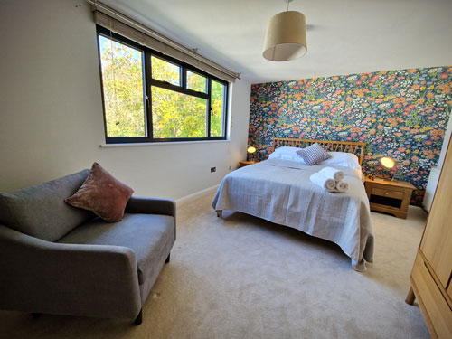 Guest room in Sevenoaks | The Patch B&B gallery image 1